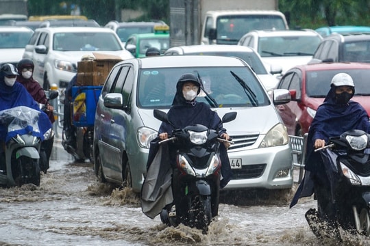 Không khí lạnh tràn về, miền Bắc có thể mưa rất to