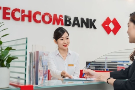 Techcombank báo lãi gần 8.900 tỷ đồng quý I/2026, tỷ trọng dư nợ bất động sản dưới 30%