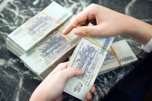 Ngư dân Quảng Ninh được 'lộc biển', vừa vớt lên bờ đã có khách trả 30 triệu đồng tiền tươi
