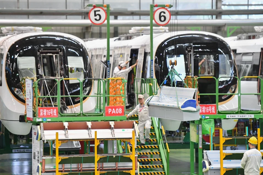 Nhà thầu Trung Quốc cung cấp tàu metro hơn 1.500 tỷ đồng bất ngờ bị loại khỏi dự án