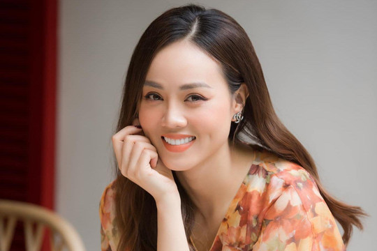 Vợ kém 15 tuổi của NSND nổi tiếng nhất nhì làng hài phía Bắc: Từng lọt top 10 Hoa hậu, kiếm hơn 60 triệu đồng trong vòng 3 tháng, quyết định đăng ký hiến tạng sau khi qua đời