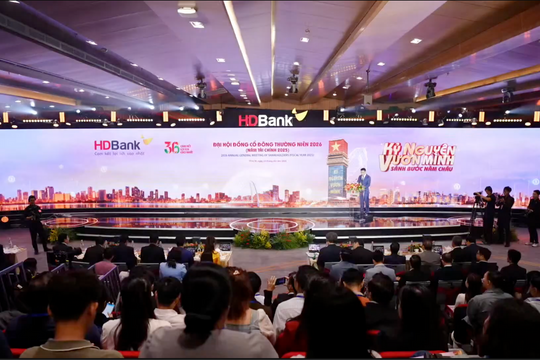 Tổng Giám đốc Điều hành HSC: Chỉ số tăng trưởng HDBank rất ấn tượng, ngang bằng với BIDV