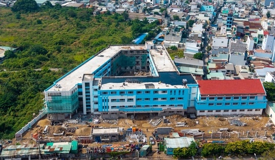 Sắp hoàn thiện trường học đầu tiên xây dựng trên nền đất khu nghĩa trang lớn nhất thành phố