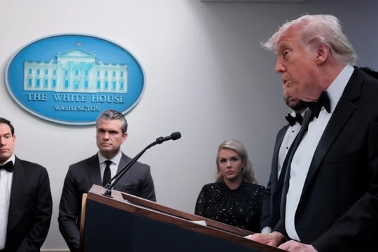 Nổ súng tại tiệc báo chí Nhà Trắng: Tổng thống Trump họp báo, nghi phạm mang nhiều vũ khí