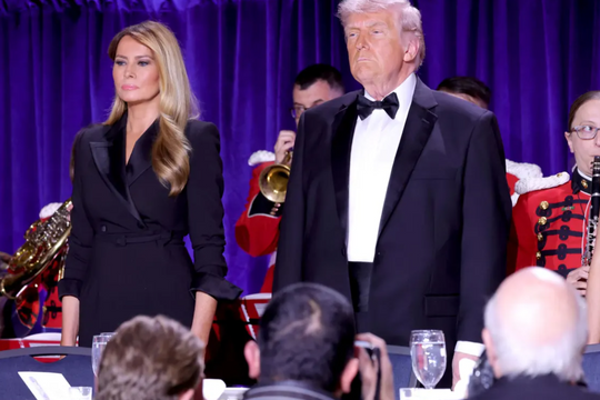 Ít nhất 5 tiếng súng nổ tại sự kiện của Nhà Trắng, ông Trump phải sơ tán khẩn cấp