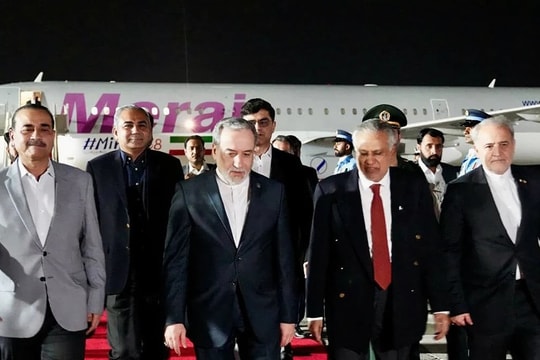 Iran chuyển danh sách ‘lằn ranh đỏ’ cho Mỹ thông qua Pakistan