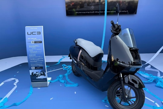 Xe điện chạy 120 km mỗi lần sạc của Honda đã nhận cọc tại Việt Nam, giá đắt hơn mặt bằng chung thì lấy gì cạnh tranh?