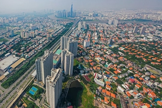 Chi phí đầu vào tăng mạnh, giá căn hộ tiếp tục leo thang
