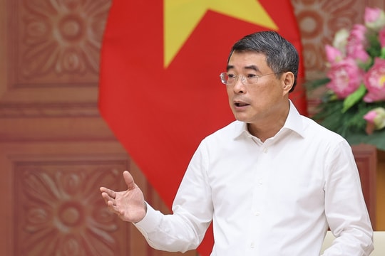 Thủ tướng chỉ đạo về nâng ngưỡng doanh thu hộ kinh doanh không phải nộp thuế lên 1 tỷ đồng