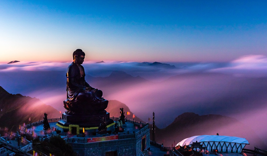 Chưa từng có trong lịch sử: Huy động hàng nghìn tấm đồng đưa lên độ cao hơn 3.100m, Việt Nam hoàn thành công trình lập kỷ lục châu Á