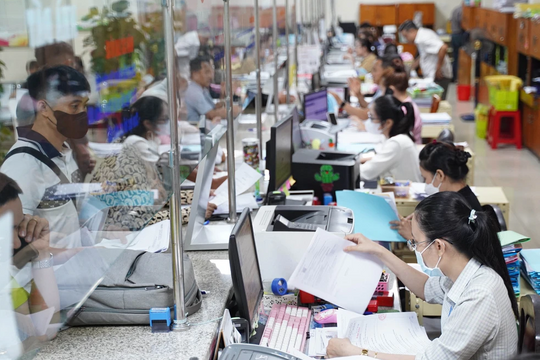Mỗi người sẽ được nhận 2.000.000 đồng/tháng: Chi tiết nhóm đối tượng được hưởng hỗ trợ, địa phương áp dụng và điều kiện cụ thể ra sao?