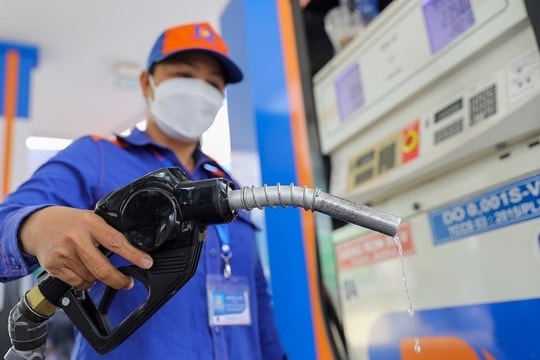 Đơn giản hóa, cắt giảm nhiều thủ tục hành chính, điều kiện kinh doanh trong lĩnh vực xăng dầu