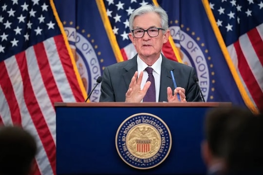 Fed giữ nguyên lãi suất, lần đầu có 4 phiếu bất đồng kể từ năm 1992