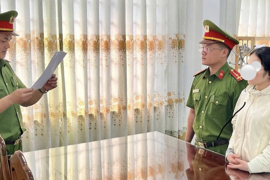 Bắt Kế toán trường mầm non Nguyễn Thị Thu Hà SN 1987