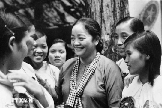 Nữ tướng đầu tiên của Quân đội nhân dân Việt Nam, từng làm Thứ trưởng, tên được đặt cho nhiều đường phố, trường học