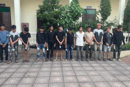Khám xét nhà riêng, thu giữ khẩn cấp 145 gói 'bột trắng' của ông chủ SN 1994 ở Bắc Ninh