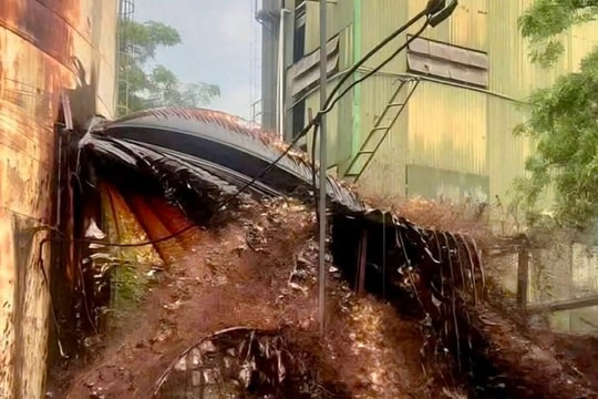 Nhà máy đường 66 năm tuổi bị sét đánh trúng, thiệt hại hàng tỷ đồng