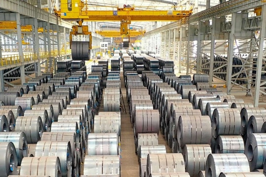 Không cạnh tranh nổi thép Trung Quốc, một doanh nghiệp đầu ngành báo lãi giảm gần 70%