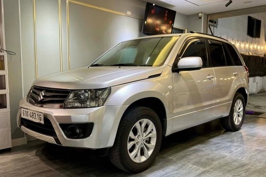 Mẫu SUV cỡ C giá 350 triệu của Suzuki, khách Việt xem xe ưng là ‘xuống tiền’, có xe đi liền