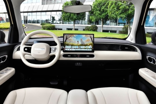 SUV điện giá chỉ ngang xe máy, rẻ hơn cả Kia Morning: Thiết kế xinh xắn, chạy hơn 300 km, sinh ra là để dành cho chị em phụ nữ