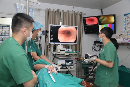 Bác sĩ Bạch Mai cảnh báo đến toàn bộ gia đình có người mắc ung thư dạ dày