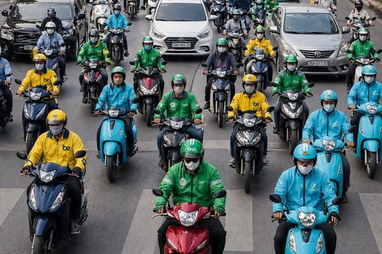Ngày mai, 'đối thủ' lớn của Grab sẽ tăng phí dịch vụ