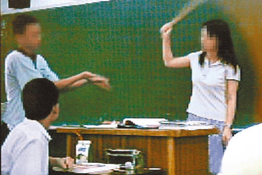 Xuất hiện một nơi cho phép giáo viên dùng roi mây đánh học sinh trên 9 tuổi