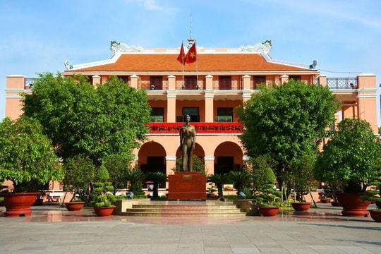 Bảo tàng Hồ Chí Minh tạm dừng đón khách