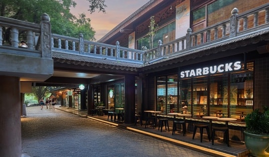 Starbucks tiếp tục mở cửa hàng đậm chất truyền thống thứ 2 ngay tại Di sản thiên nhiên thế giới của Việt Nam