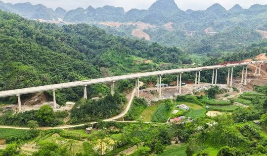 2 cao tốc địa đầu Đông Bắc của Tổ quốc có bóng dáng Tập đoàn Đèo Cả vượt khó, nỗ lực vượt tiến độ