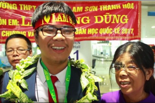 'Thần đồng' người Việt vừa giải được bài toán bị bỏ ngỏ hơn 50 năm: 3 tuổi biết đọc số, từng đoạt 2 giải Nhất Toán Quốc gia, 1 HCV Toán quốc tế, học Tiến sĩ tại trường danh tiếng