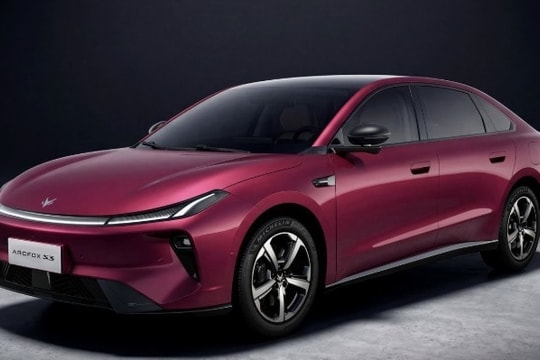 Cùng cỡ với Toyota Camry, mẫu sedan giá chỉ 250 triệu sẽ bán từ ngày 22/5: Thiết kế hiện đại, công nghệ được đầu tư, khách Việt xem sẽ thích