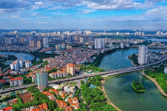 Hà Nội tái thiết đô thị: Khu vực nào sẽ giảm mật độ, ai phải di dời và chính sách bồi thường cho người dân ra sao?