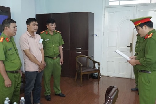 Bắt tạm giam cựu Phó phòng Kinh doanh của một công ty dầu khí