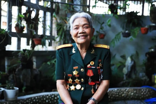 Nữ Anh hùng LLVTND người Pa Cô đầu tiên từng bắt sống 150 tên địch, vinh dự 7 lần gặp Bác Hồ