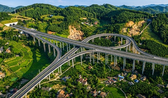 Ngày mai, Việt Nam sẽ khởi công tuyến cao tốc hơn 23.000 tỷ, phá thế chia cắt tại tỉnh duy nhất cả nước tiếp giáp Lào và Trung Quốc