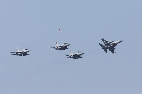 Pakistan đưa phi đội chiến đấu và hàng ngàn binh sĩ tới Ả-rập Xê-út