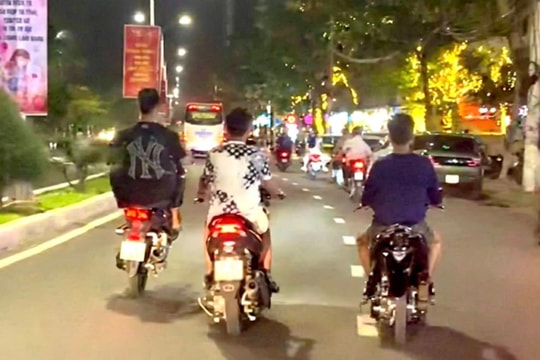 Từ nay, chủ xe máy có hành vi 'làm đẹp' kiểu này có thể lãnh phạt gấp 3-5 lần so với mức cũ