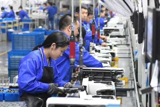 Cú sốc Trung Quốc khiến Đức mất trắng tới 15.000 việc làm mỗi tháng, châu Âu 'lo sốt vó'