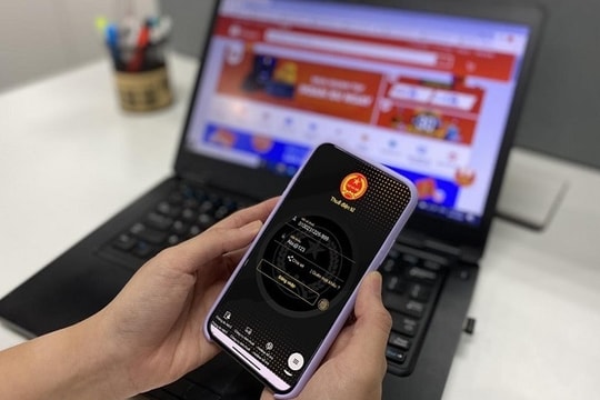Từ nay, cá nhân, hộ kinh doanh bắt buộc phải làm điều này trên điện thoại liên quan đến hóa đơn điện tử