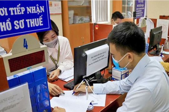 Những người không có hợp đồng lao động, thu nhập từ 5.000.000 đồng sẽ phải nộp thuế
