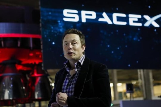 SpaceX lỗ gần 5 tỷ USD vẫn mạo hiểm IPO, trở thành canh bạc lớn nhất của tỷ phú Elon Musk