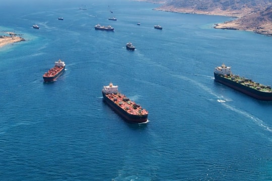 Iran phủ nhận kế hoạch thu phí đường thủy tại eo biển Hormuz