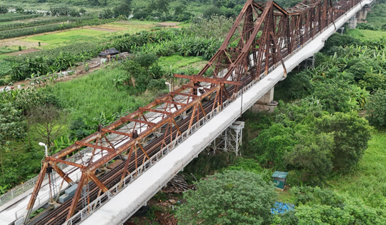 Ngày mai, cây cầu thép có tuổi đời lớn nhất Việt Nam chính thức thông xe trở lại