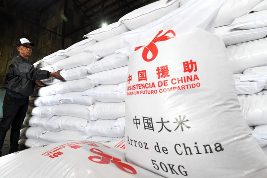 Hơn nửa Cuba mất điện, Trung Quốc viện trợ lương thực quy mô lớn