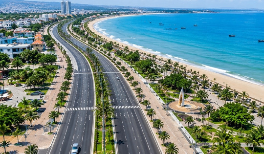 Tỉnh rộng nhất cả nước sẽ có trục đường ven biển gần 10.000 tỷ