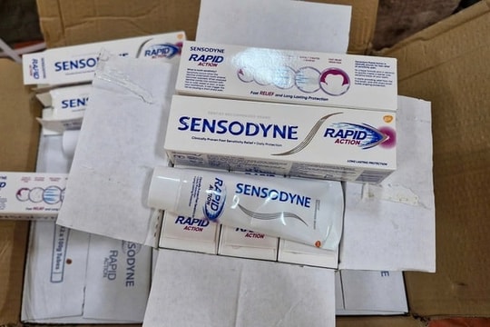 Triệt phá 'công xưởng' kem đánh răng giả Sensodyne: Hơn 10.000 tuýp chuẩn bị tung ra thị trường