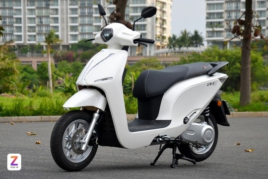 Mẫu xe điện mới của Dat Bike gây tò mò với kiểu sạc 'lạ': Điện đi thẳng vào động cơ thay vì qua pin