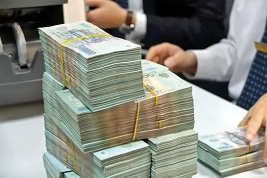 Lo ngại lãi suất huy động neo cao