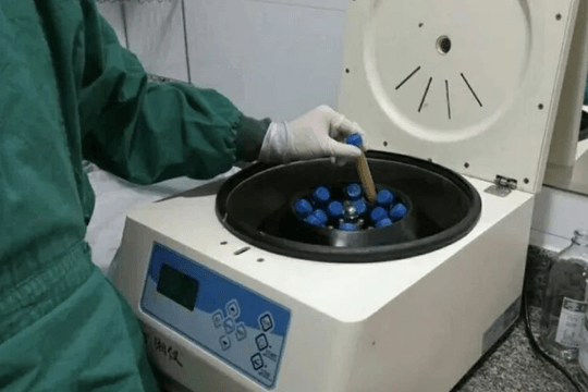Một bệnh viện tuyển người hiến phân, trả công tới 9,3 triệu đồng/tháng, được khám sức khỏe miễn phí